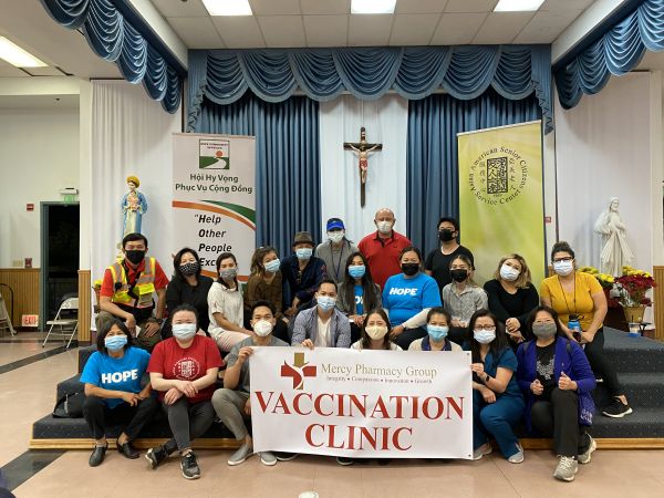 uc irvine school of nursing alumni and california nurse practitioners at orange county vaccination clinic